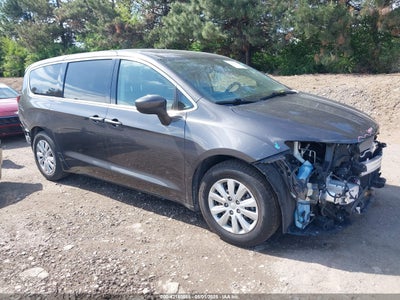 CHRYSLER PACIFICA 2019