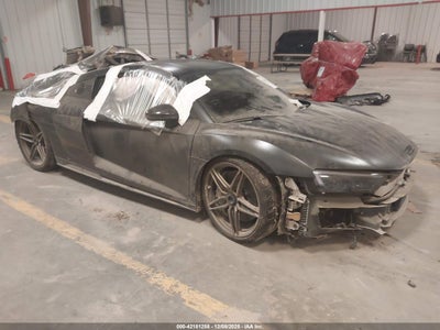 AUDI R8 2020
