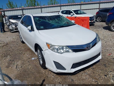 TOYOTA CAMRY 2012