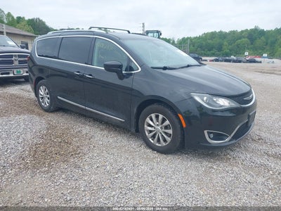 CHRYSLER PACIFICA 2018
