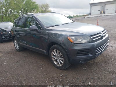 VOLKSWAGEN TOUAREG 2014