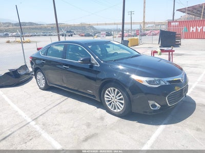 TOYOTA AVALON HYBRID 2015