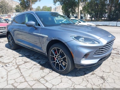ASTON MARTIN DBX 2021