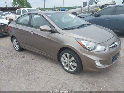 HYUNDAI ACCENT 2012