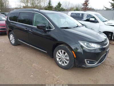 CHRYSLER PACIFICA 2018