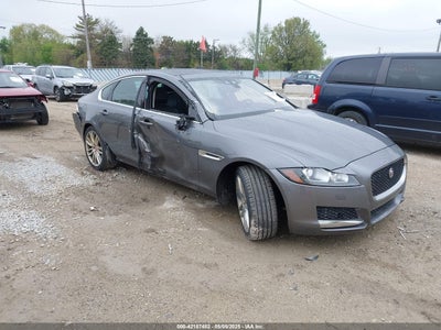 JAGUAR XF 2017