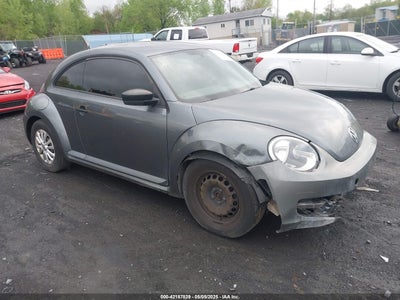 VOLKSWAGEN BEETLE 2012