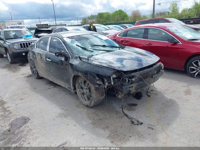 NISSAN MAXIMA 2012