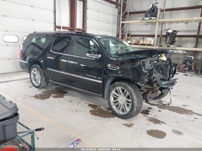 CADILLAC ESCALADE ESV 2011