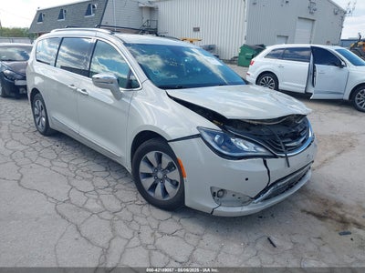 CHRYSLER PACIFICA HYBRID 2017
