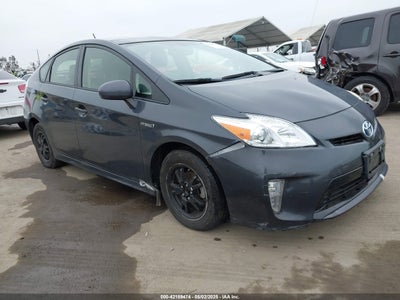 TOYOTA PRIUS 2014