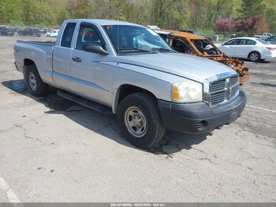 DODGE DAKOTA 2005