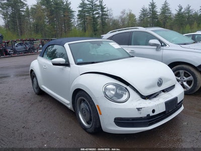 VOLKSWAGEN BEETLE 2016