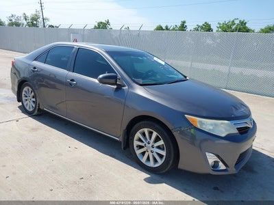 TOYOTA CAMRY 2014