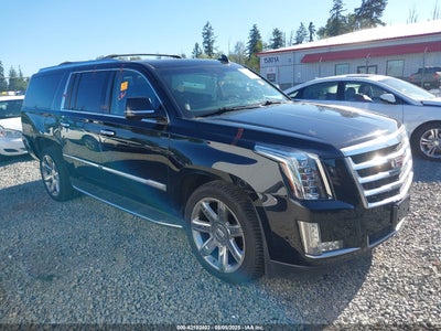 CADILLAC ESCALADE ESV 2018