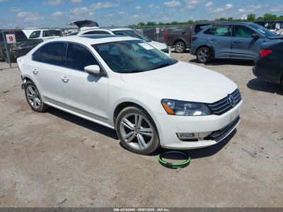 VOLKSWAGEN PASSAT 2012