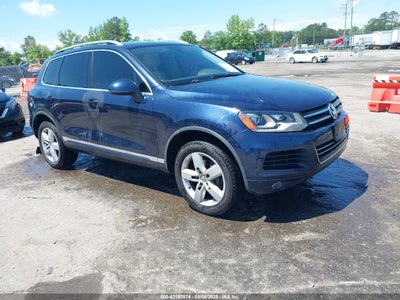 VOLKSWAGEN TOUAREG 2011