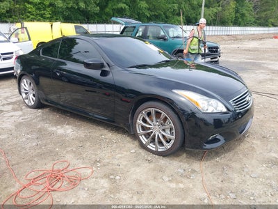 INFINITI G37 2010