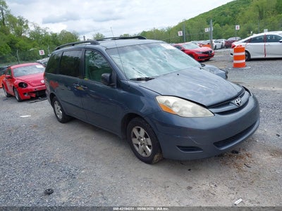 TOYOTA SIENNA 2008