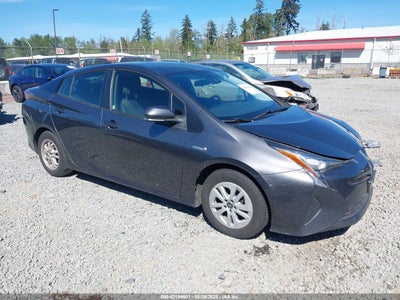 TOYOTA PRIUS 2017