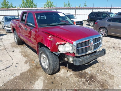 DODGE DAKOTA 2006
