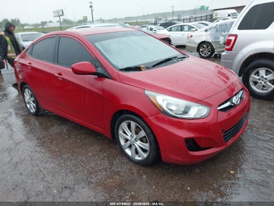 HYUNDAI ACCENT 2013