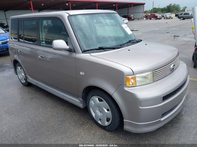 SCION XB 2004