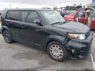 SCION XB 2013
