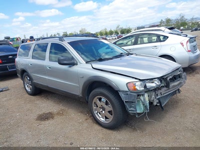 VOLVO XC70 2004