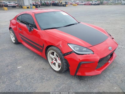 TOYOTA GR86 2024