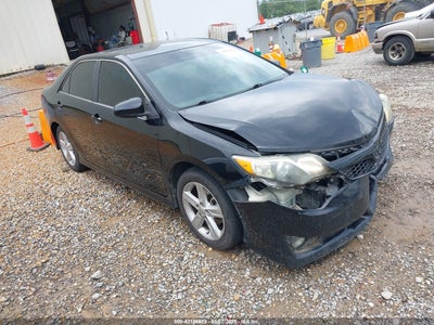 TOYOTA CAMRY 2014