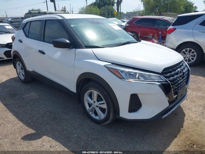 NISSAN KICKS 2024