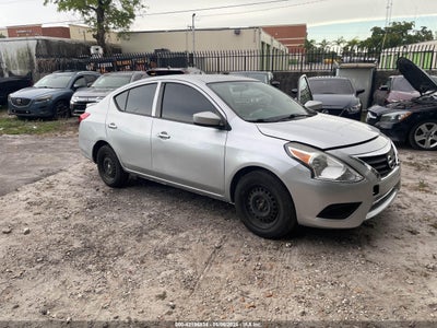 NISSAN VERSA 2019