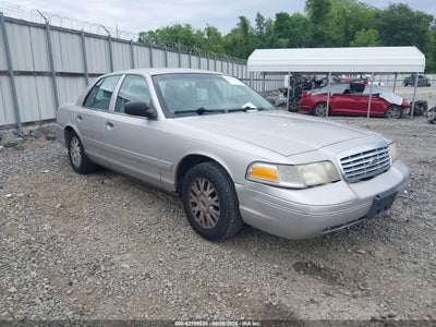 FORD CROWN VICTORIA 2004