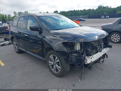 NISSAN PATHFINDER 2019