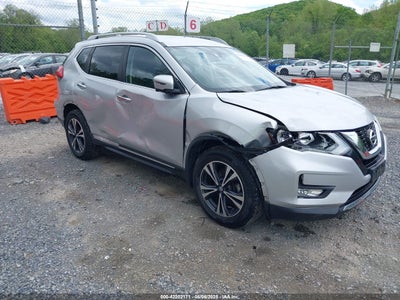NISSAN ROGUE 2017