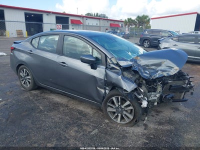 NISSAN VERSA 2021