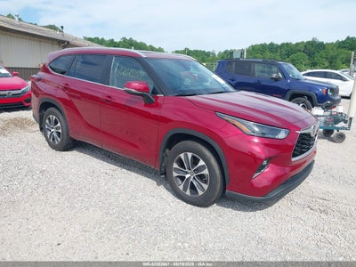 TOYOTA HIGHLANDER 2023