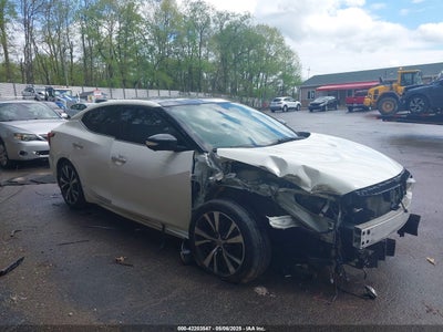 NISSAN MAXIMA 2017