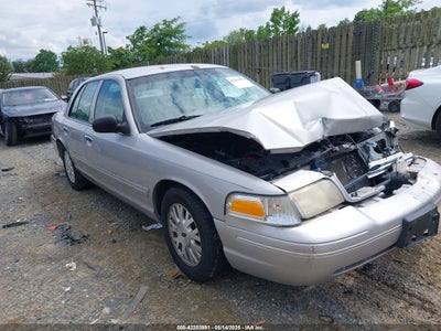 FORD CROWN VICTORIA 2004