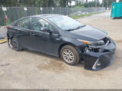 TOYOTA PRIUS PRIME 2021