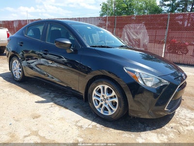TOYOTA YARIS IA 2017