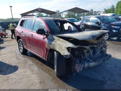 TOYOTA HIGHLANDER 2010