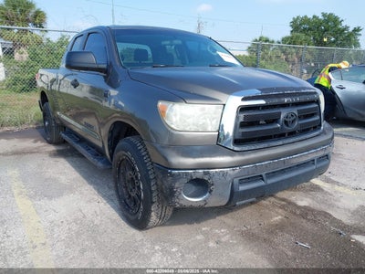 TOYOTA TUNDRA 2010