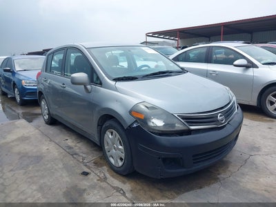 NISSAN VERSA 2011