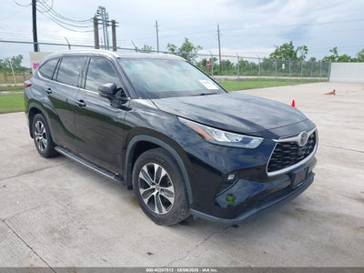 TOYOTA HIGHLANDER 2020