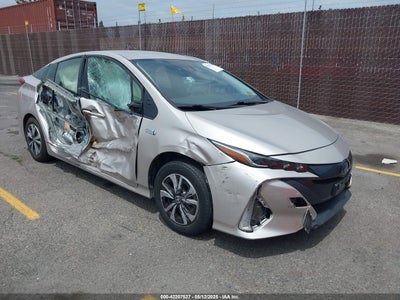 TOYOTA PRIUS PRIME 2017