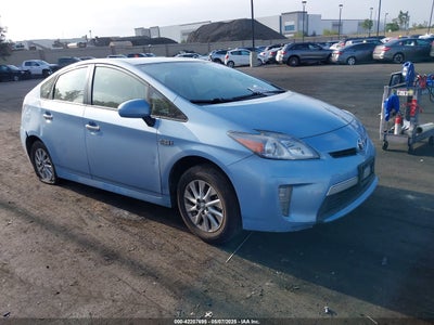 TOYOTA PRIUS PLUG-IN 2014
