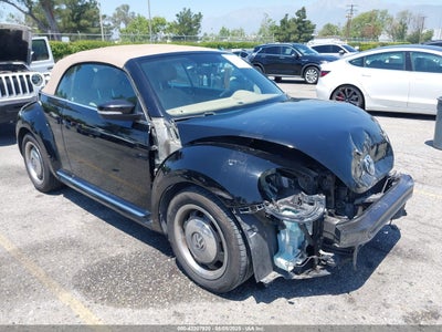 VOLKSWAGEN BEETLE 2013