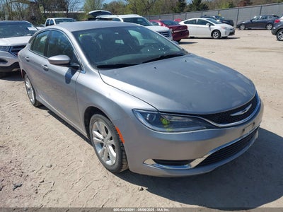 CHRYSLER 200 2015